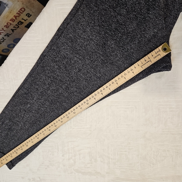 Lululemon Athletica Black and Gray Leggings - Picture 9 of 12